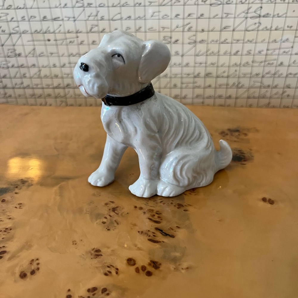 Japanese porcelain Dog figurine